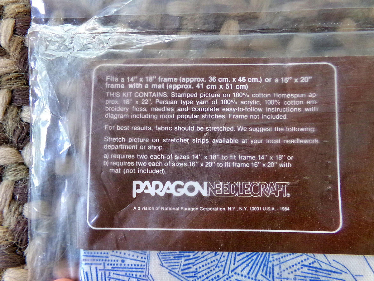 CURIOUS RACCOON Crewel Embroidery Kit, Vintage Paragon 0566 Stitchery Joseph Giordano