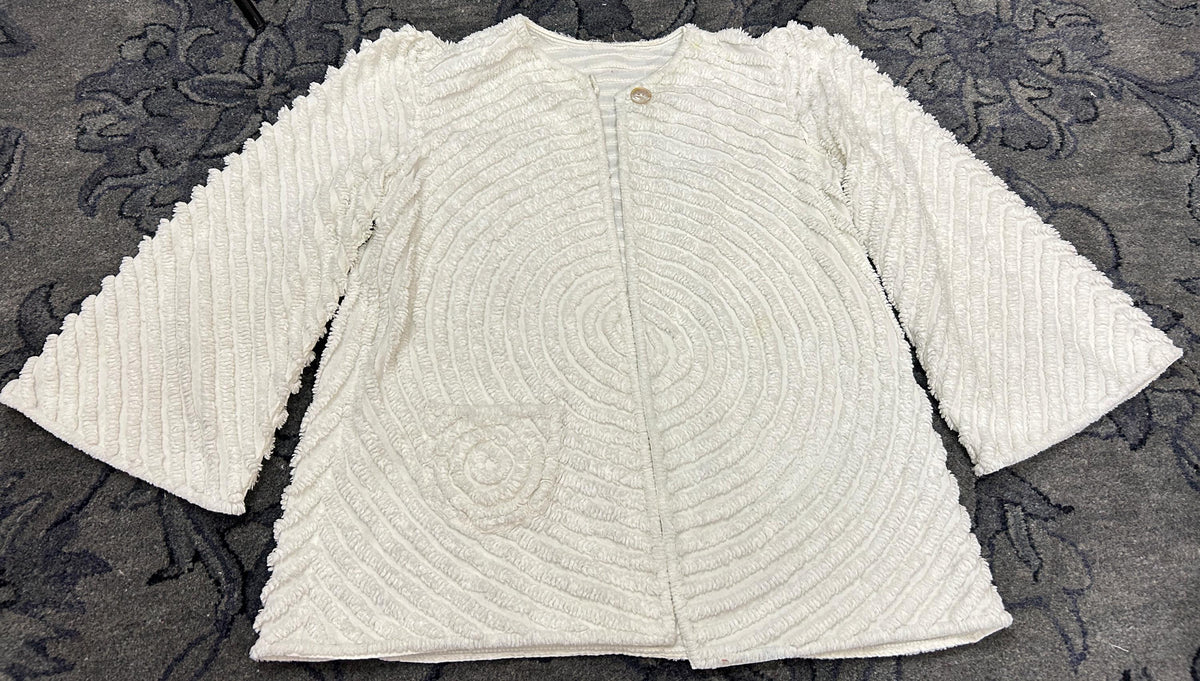 Shabby Vintage Chenille Bed Jacket White Radiant Swirl Medallion, Women’s S
