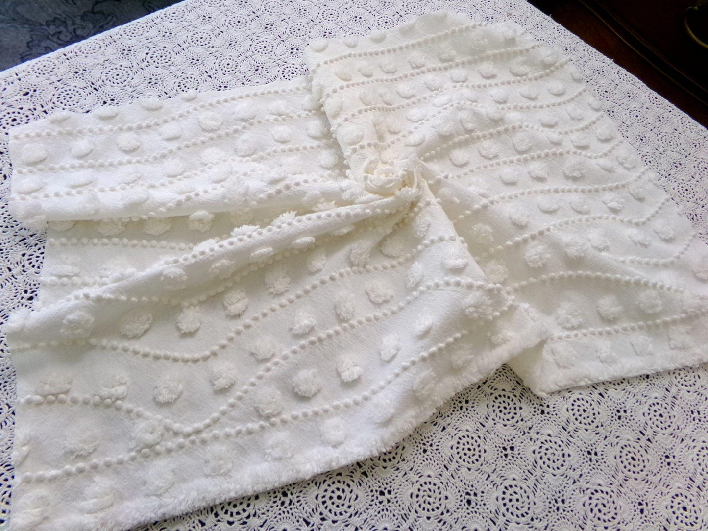 Creamy Pearl Pops Vintage Chenille Bedspread Fabric 17.5x27" Piece Quilt Material