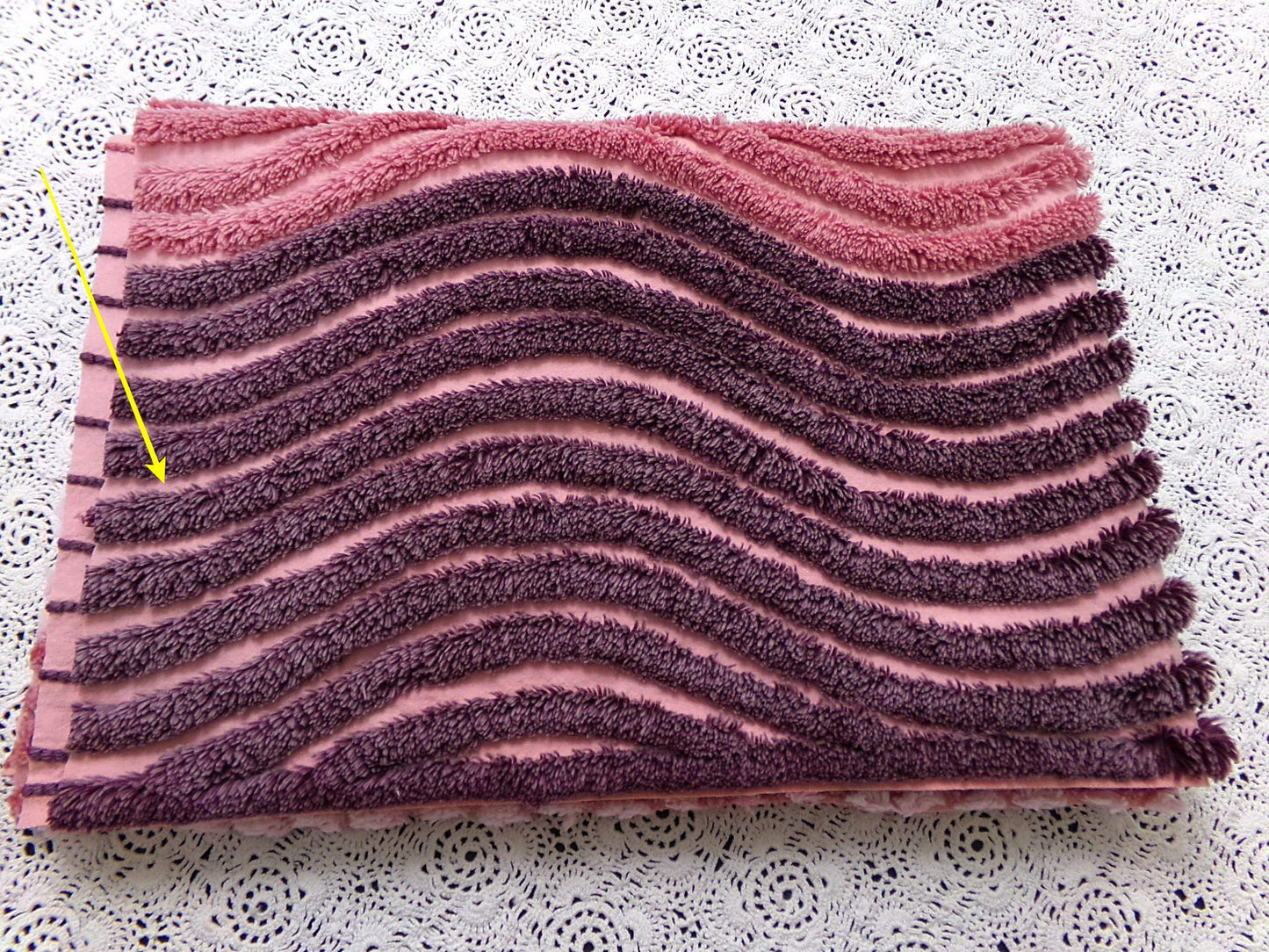 Triple Ripple Vintage Pink Chenille Bedspread Fabric Frosted Tufts 18x24" Quilt Piece