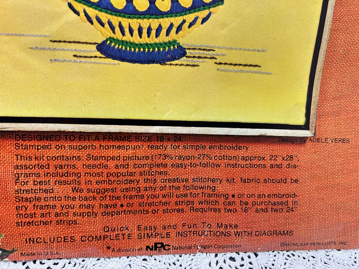CERAMIC VASE Vintage Crewel Embroidery Kit Paragon 0619 Boho Wall Art
