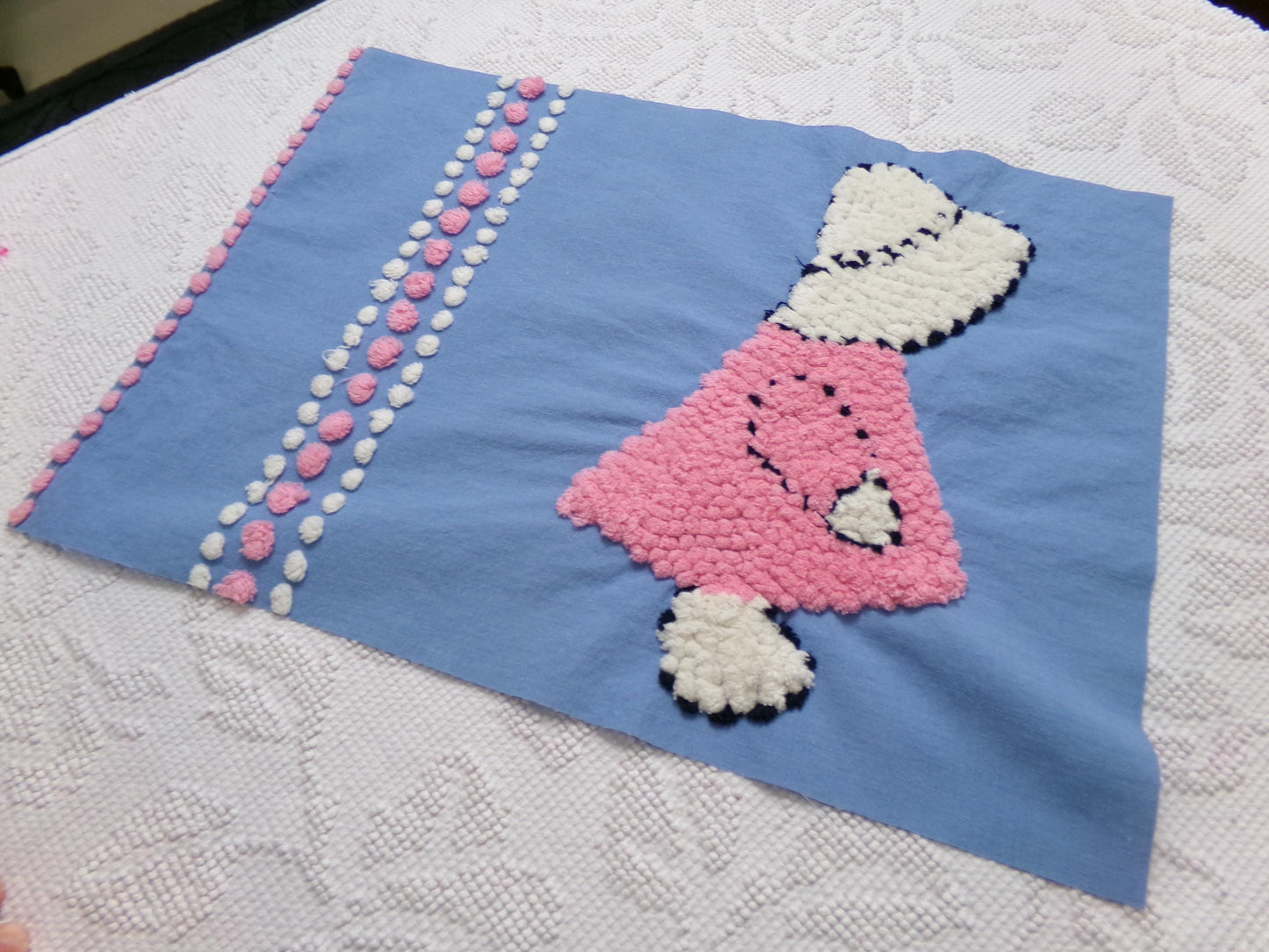 lone little girl vintage chenille bedspread fabric, quilt sewing material, 12" x 17.5"