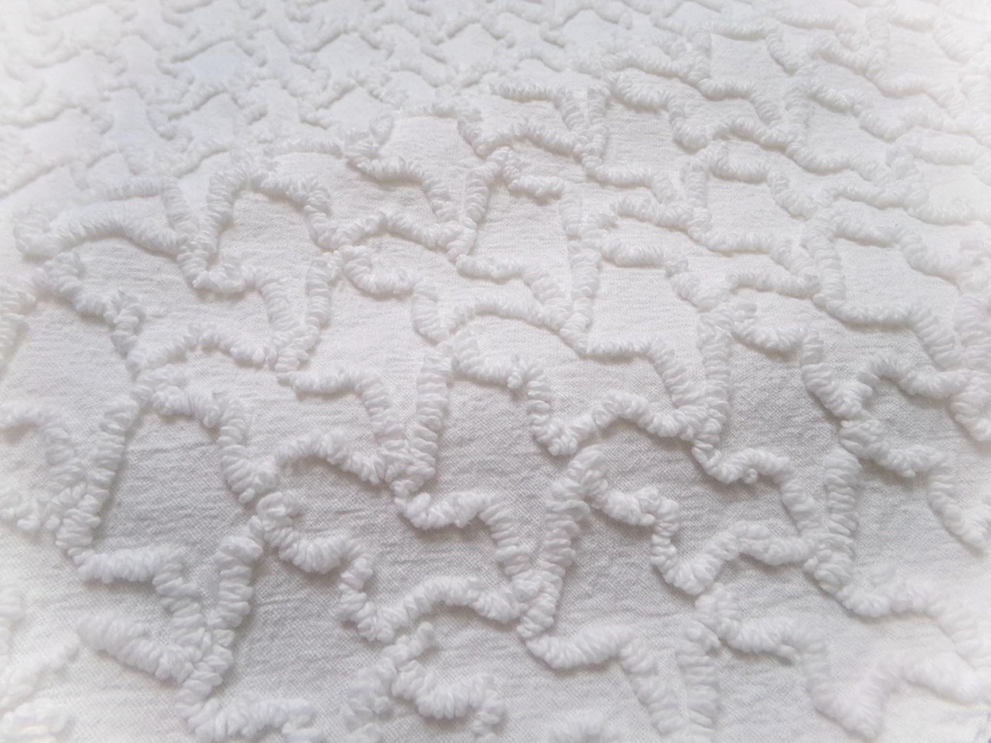 White Squiggle Vintage Chenille Bedspread Fabric Texturized 3D 18" x 24" Quilt Craft Piece