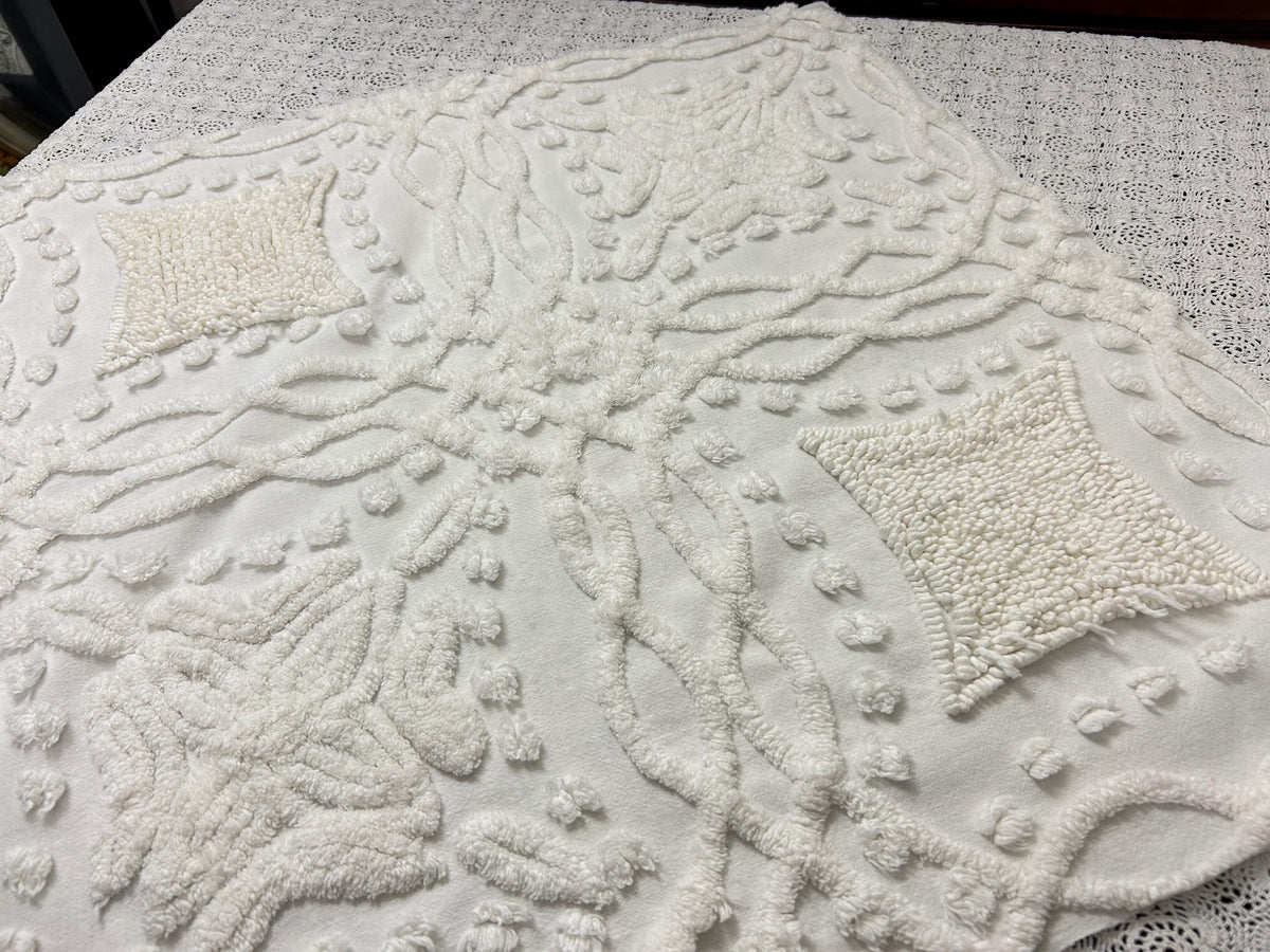 Vintage Chenille Fabric Piece 24x24 Cream White Tufted Lily Medallion Pillow Panel