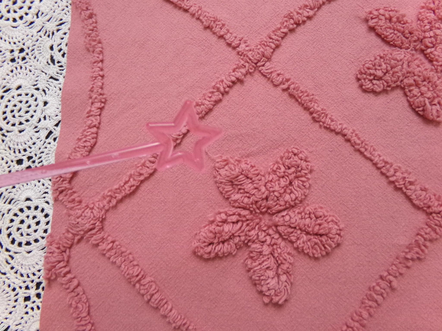 Vintage Chenille Fabric Dusty Rose Pink Tufted Floral Diamond Lattice Pattern 19x23"