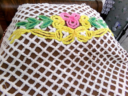 Vintage Chenille Bedspread Chocolate Brown Flower Basket Scallop Pom Pom Trim Full
