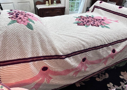 Heirloom Vintage Chenille Bedspread, Plush Full Floral Bouquet & Bow Swag Design