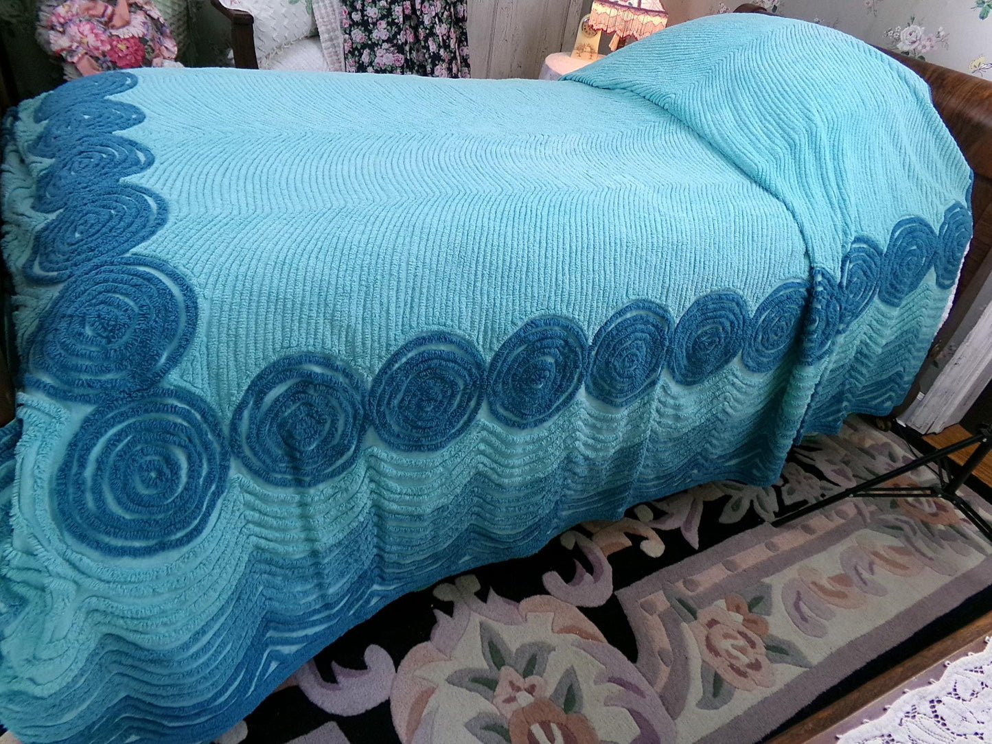 Vintage Chenille Bedspread Dramatic Swirling Waves, Full Size 100% Cotton Bedding