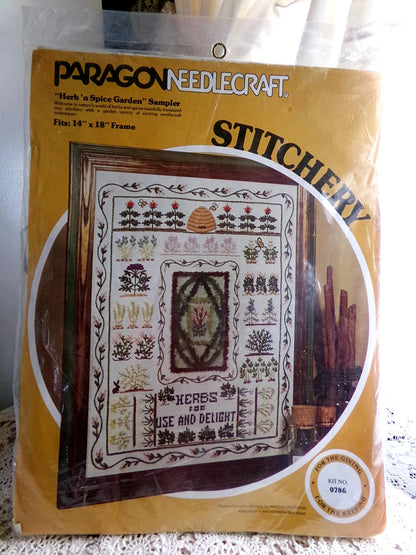 HERB 'N SPICE Garden Sampler Crewel Embroidery Kit, 1977 Vintage Paragon Needlecraft Creative Stitchery #0786