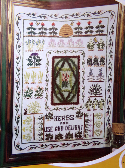HERB 'n SPICE Garden Crewel Embroidery Kit, Paragon 0786 Vintage Stitchery Sampler