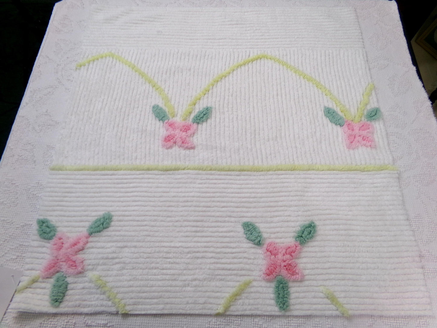 floral vintage chenille bedspread fabric, swinging roses quilt material, 25" x 24"