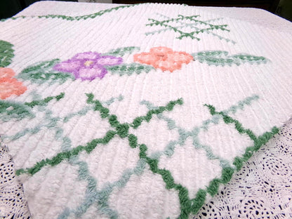 Avant Garde Floral Vintage Chenille Fabric, Geometric 23x26" Piece