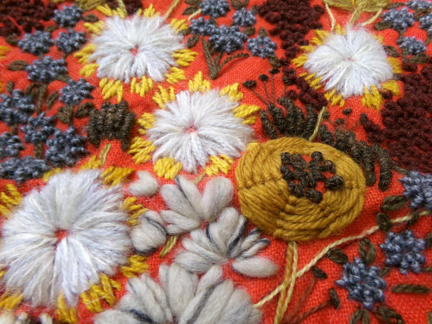 WINTER BOUQUET Completed Crewel Embroidery Piece, Vintage Paragon Needlecraft 0307, Boho Floral Wall Art