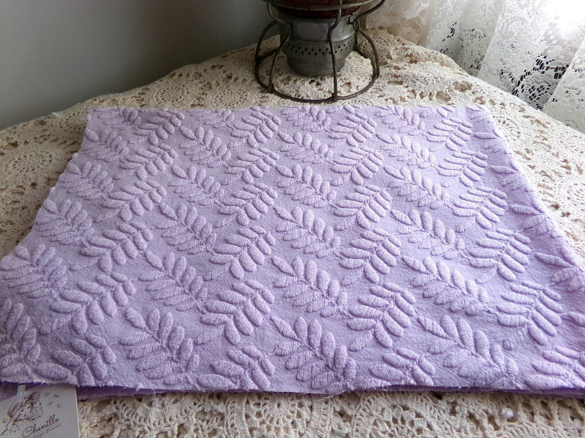 Lilac Fern Wisps Vintage Woven Fabric Piece, 19x25" Quilt Sewing Textile