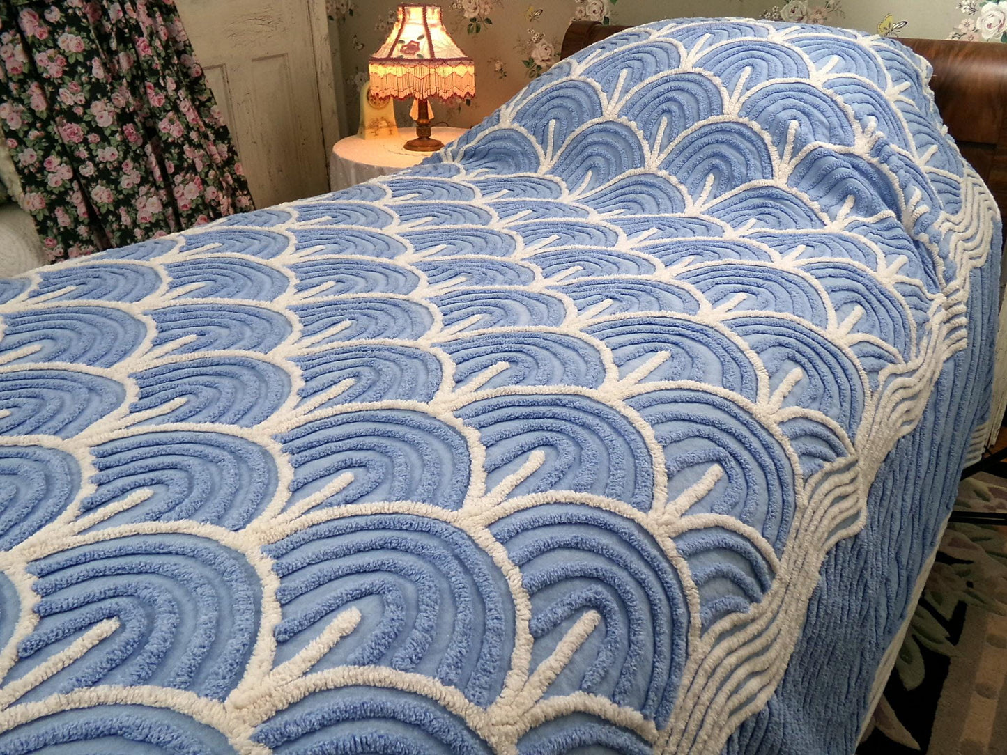 White & Blue Vintage Chenille Bedspread, Tidal Waves, Full Sz Shabby Seaside Cottage Style