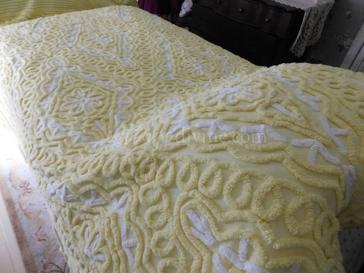 Chenille Bedding, Delicious Lemon Chiffon Vintage Chenille Bedspread, Integrated Ruffle Skirt, Fitted Full Size