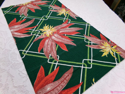 Shabby Vintage Barkcloth Fabric Tropical Tiki Hunter Green Exotic Lily Lattice 16x28"