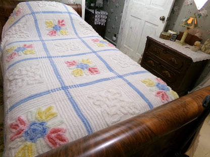 Vintage Full Size Chenille Bedspread | Country Beach Cottage | Coastal Farmhouse Decor | Cotton Seaside Chic Bedding | Beach House Style