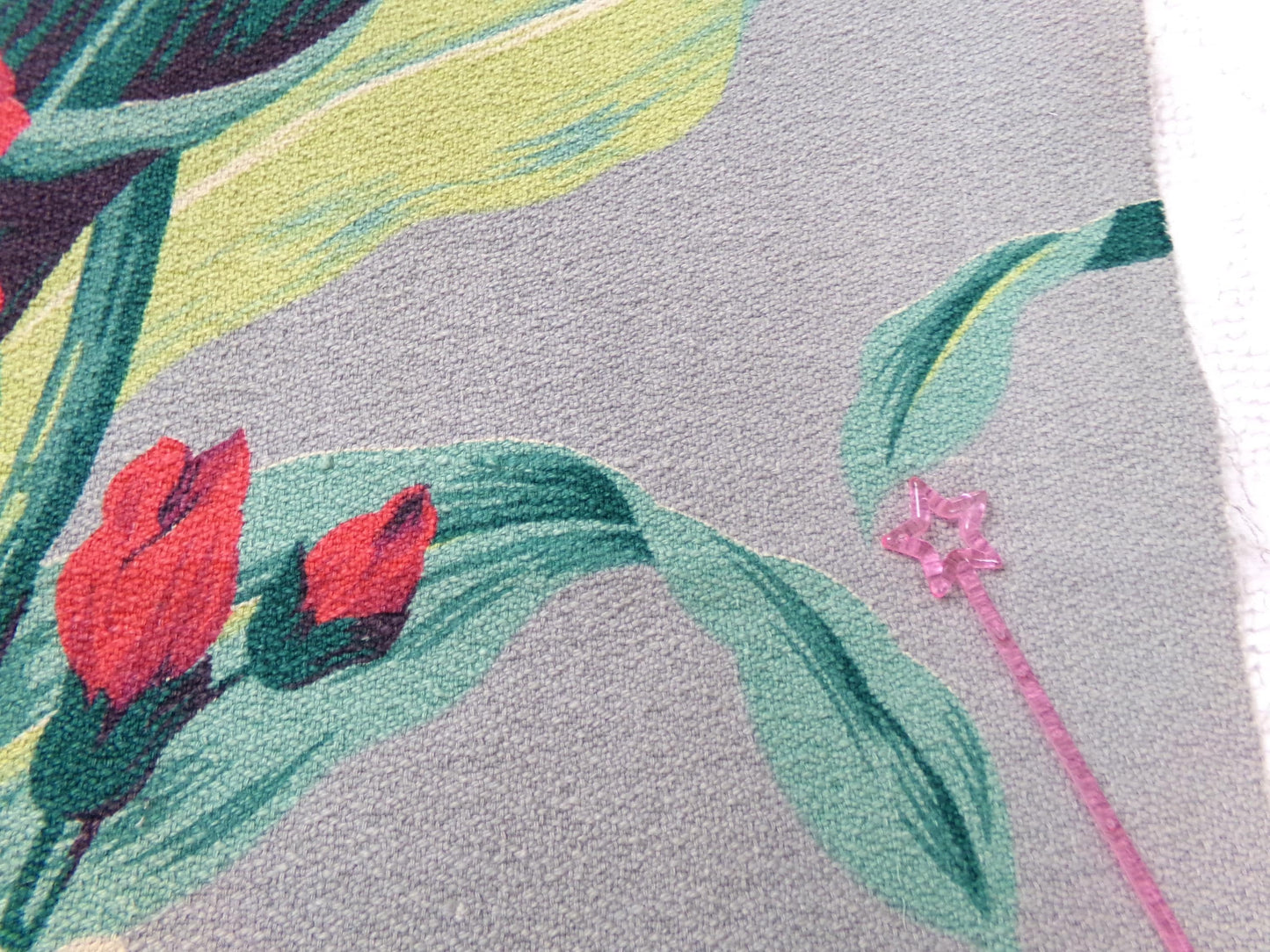 Bold Vintage Barkcloth Fabric Hawaii Hibiscus Pattern Gray Red Cream 19" x 27"