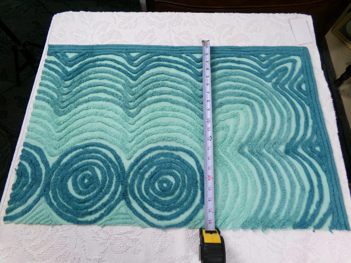 dramatic waves vintage chenille bedspread fabric, captivating quilt material 31" x 19"