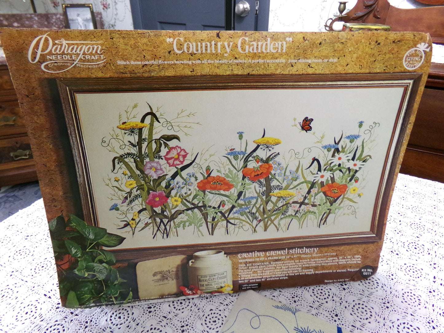 COUNTRY GARDEN Crewel Stitchery Kit, Vintage 0511 Paragon Embroidery Boho Meadow Scene Wall Hanging
