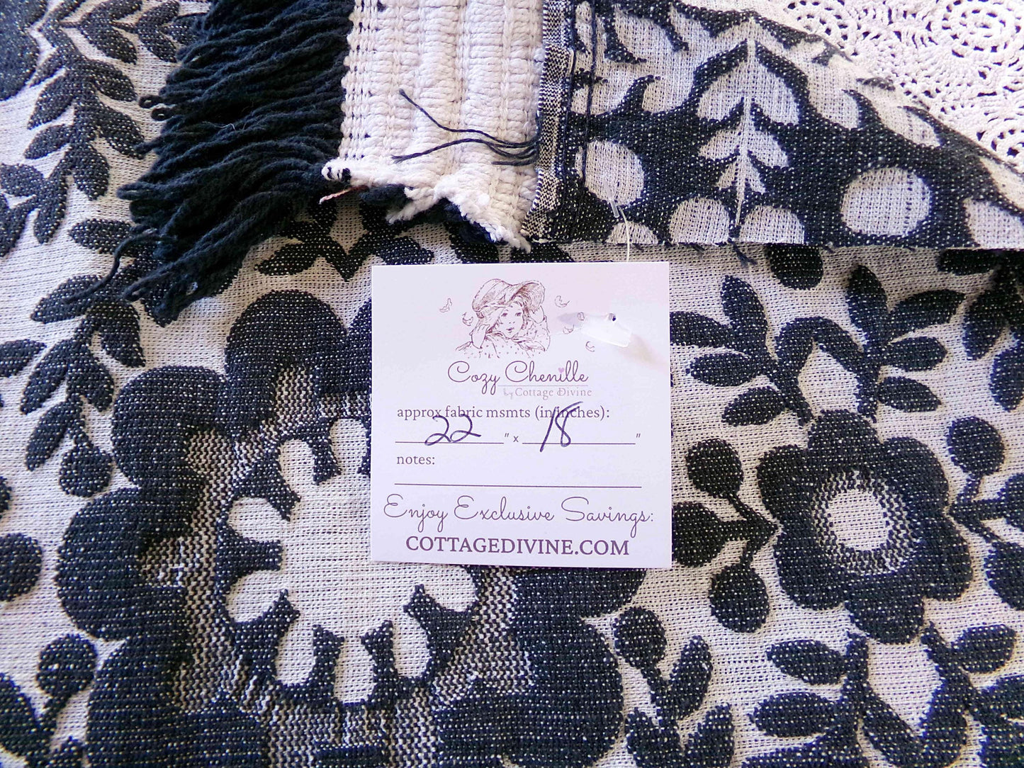Flower Power MoD DaIsY Vintage Woven Fabric, REVERSIBLE Black & White Hippie Floral, 22" x 18" Piece