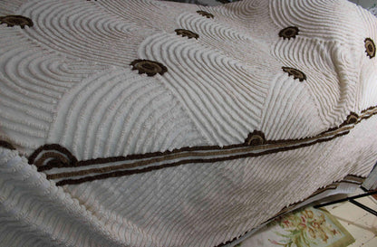 Vanilla Chocolate Swirl Vintage Chenille Bedspread, Swooping Scallop Design, 100% Cotton, FULL Size Midcentury Mod Bedding