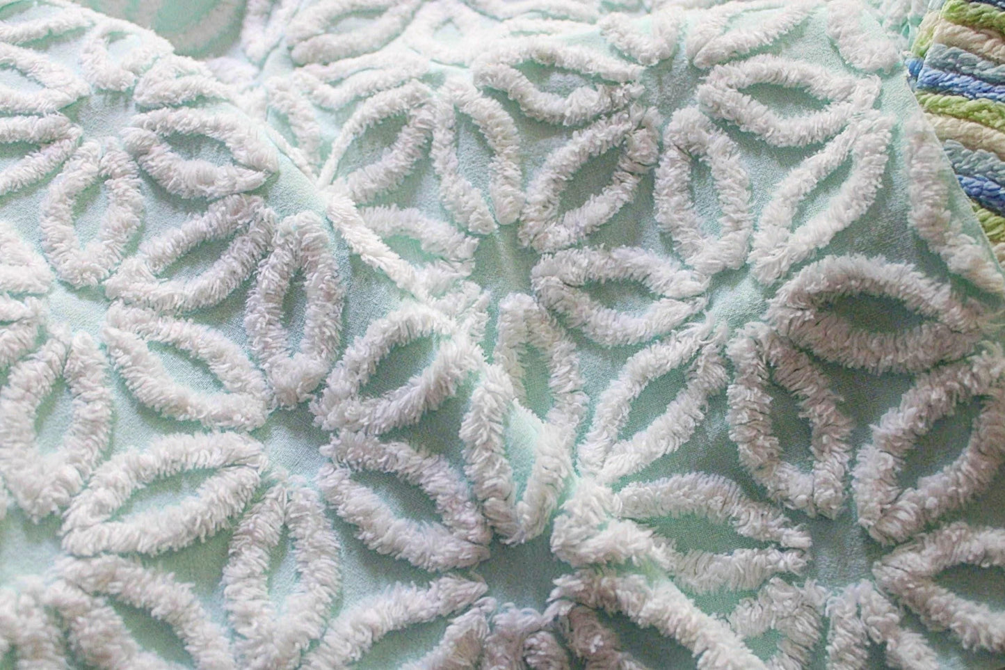 aqua & white daisy vintage chenille fabric, 20" x 24" piece of cottage style sewing quilt material