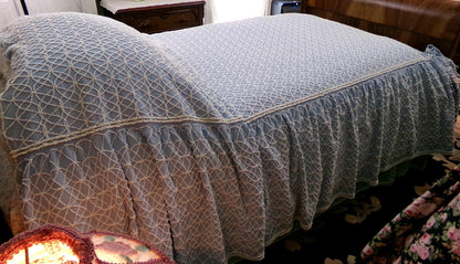 Blue & White Vintage Chenille Ruffled Bedspread, Geometric Coastal Twin Sz Bedding