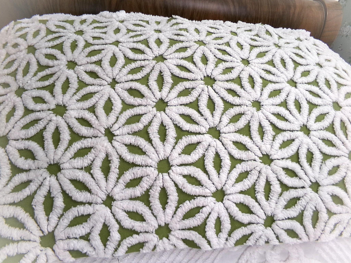 Boho Olive Green Vintage Chenille Fabric, High Contrast White Daisy 18x24" Pc