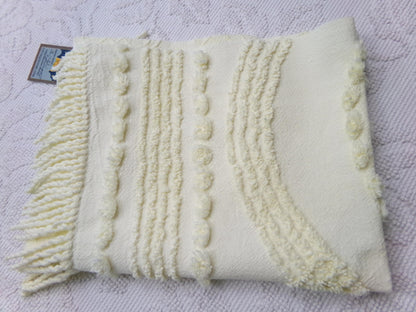 Chic Vintage Chenille Fabric, Elegance Needletuft Design w/ Fringe Edge, 18" x 21" Piece Craft Quilt Material