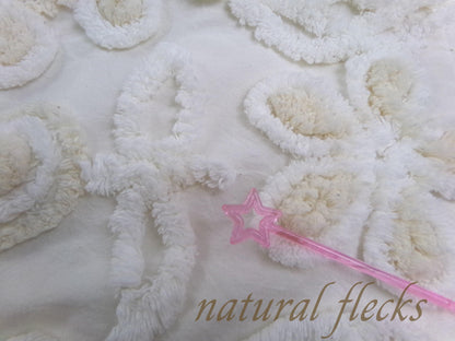 canyon group vintage chenille pillow sham, cream wedding cake design with envelope back, SINGLE, not a pair