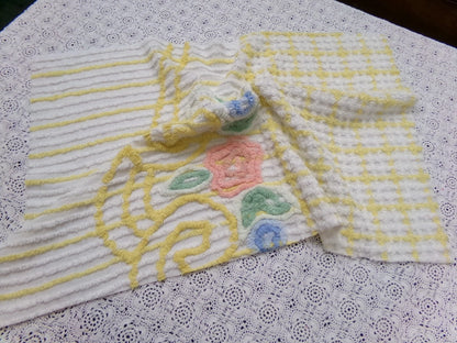 Cottage Chic Vtg Chenille Bedspread Fabric 16x24" Floral Plaid Sewing Material