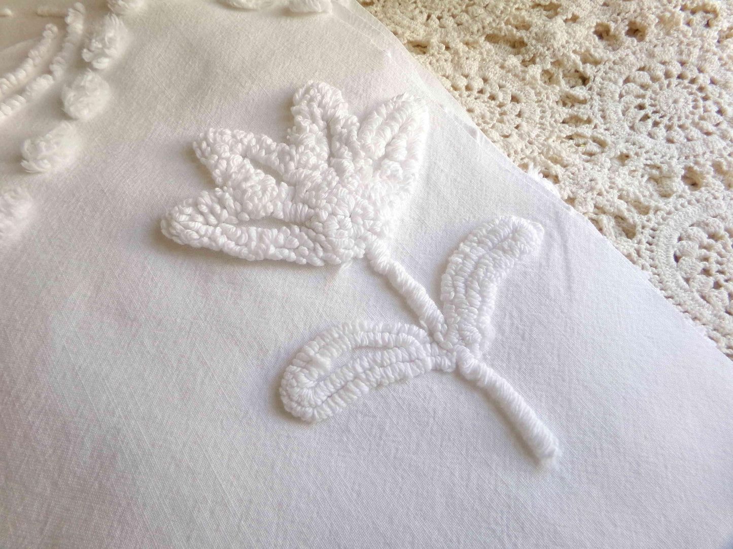 White Vintage Chenille Fabric, 24" x 26" Piece, Versatile Cottage Style Daisy Tulip Design, 100% Lightweight Cotton Quilt Material