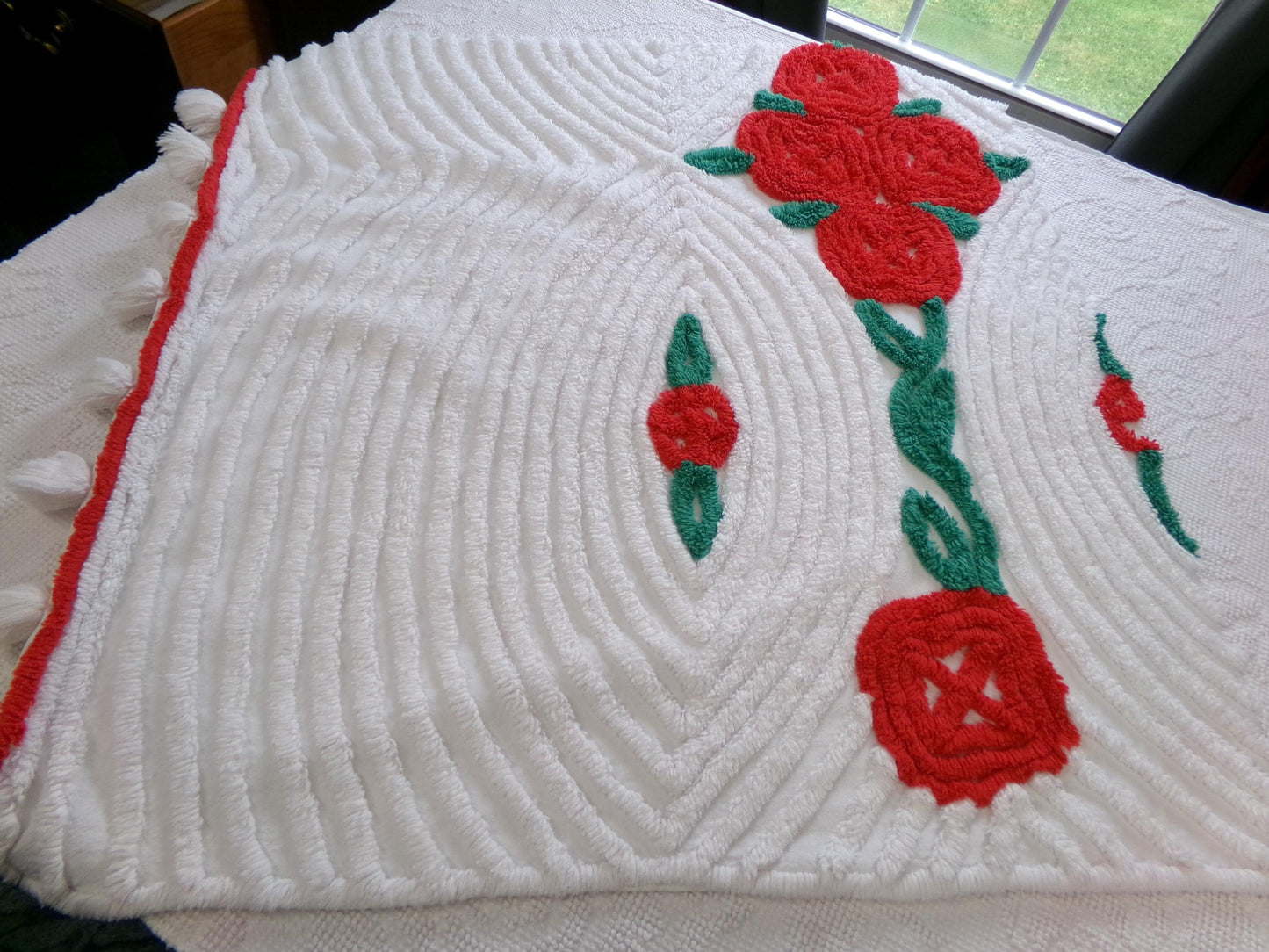 romantic red rose vintage chenille fabric: 25" x 25" piece w/ white swirl tufts & pom pom edge trim
