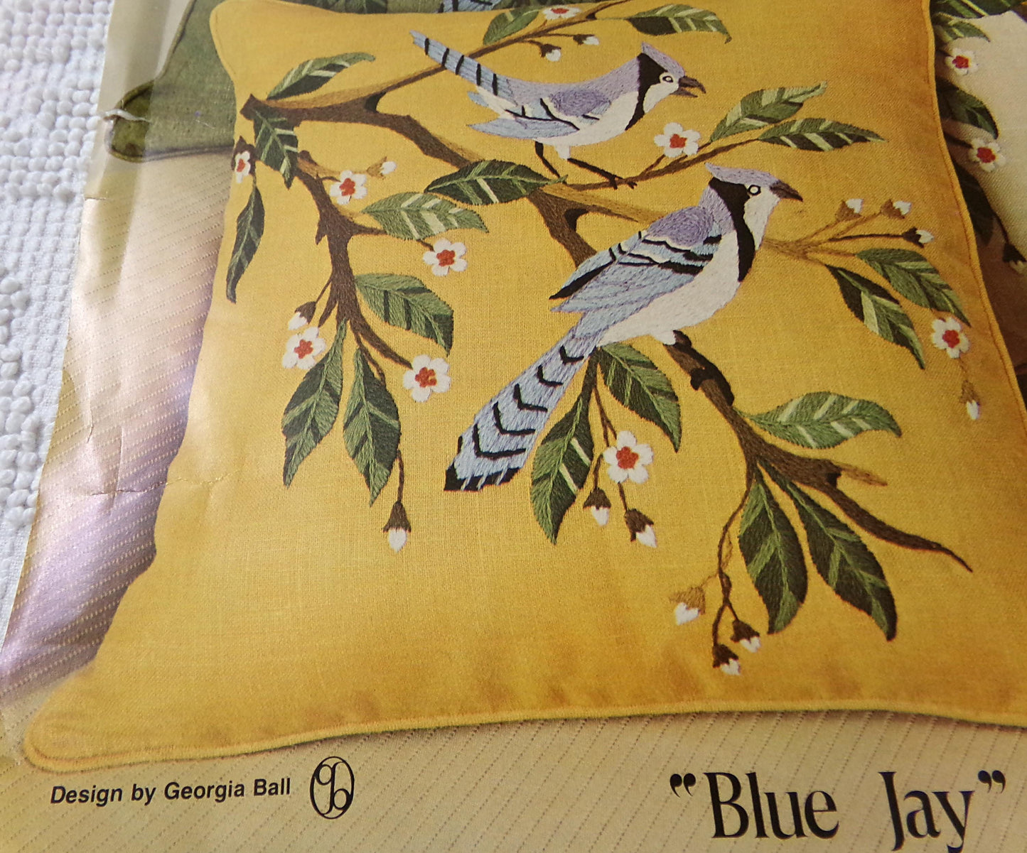 Blue Jay Birds Pillow Crewel Embroidery Kit Vintage Paragon Needlecraft 0162
