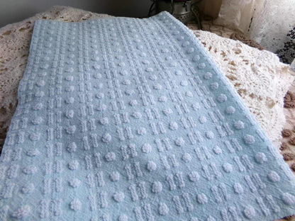 Aqua White Vintage Chenille Quilt Fabric, Petite Double Dash Dot, Silver Lurex, 19x22"