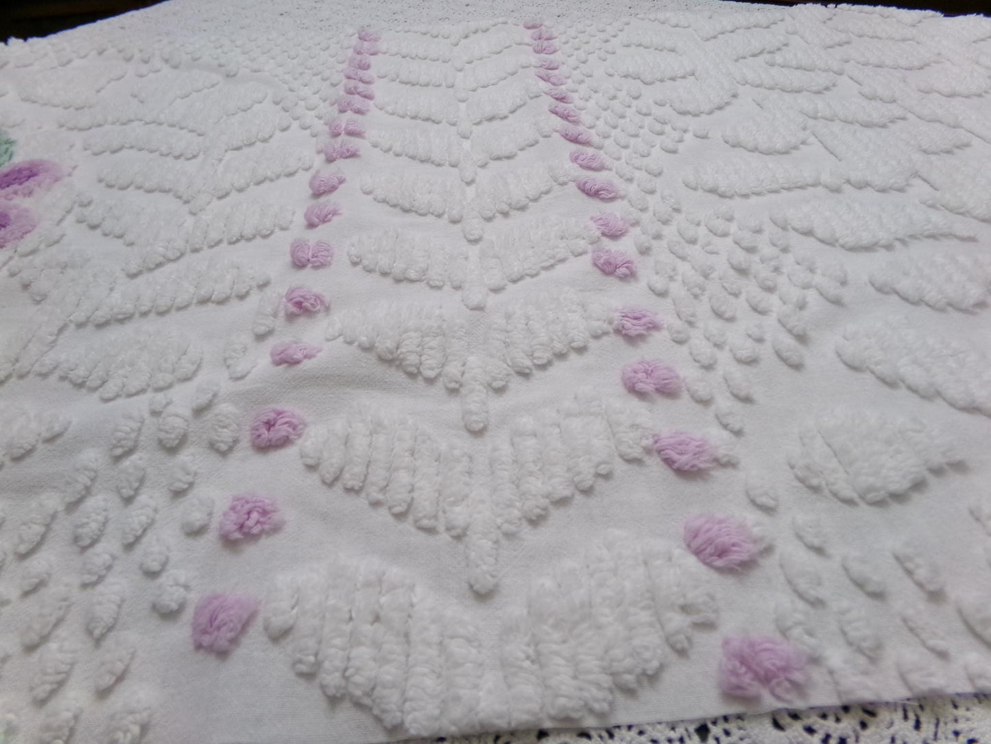 Lone Lilac Vintage Chenille Bedspread Fabric 19x36" Pc Lightweight Quilting Material