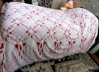 Red Vintage Chenille Bedspread Tufted White Full Size 100% Cotton Bedding, Fringe