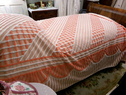 creamsicle vintage chenille bedspread, peach & white optic geometric, cotton full size bedding