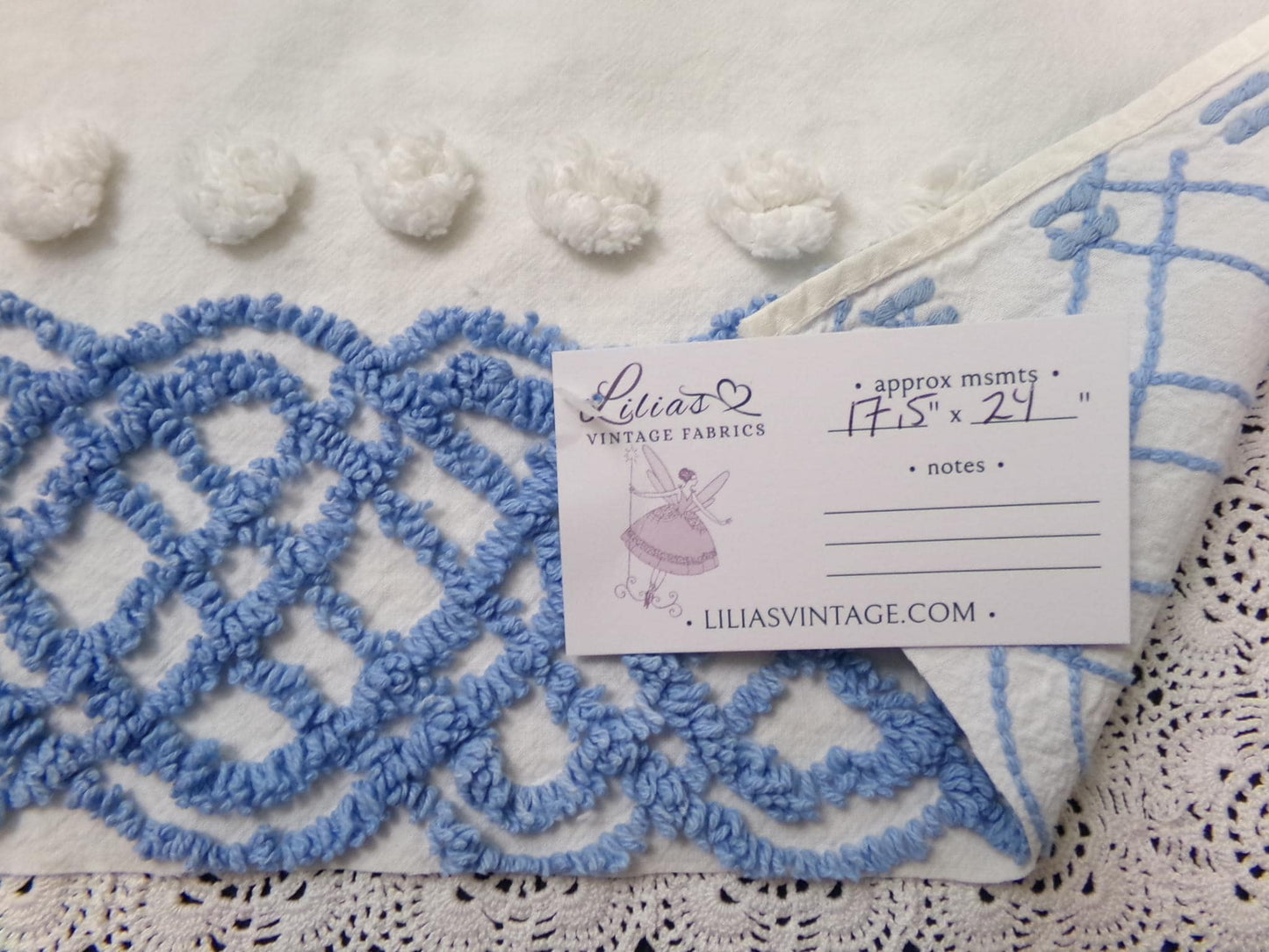 shabby chic vintage chenille bedspread fabric 17.5x24" blue white floral