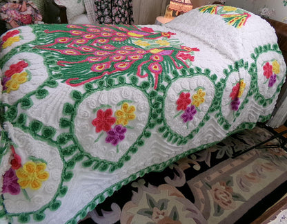 Peacock Vintage Chenille Bedspread, Full Sz Pink & Green Lovebirds, Rainbow Hearts