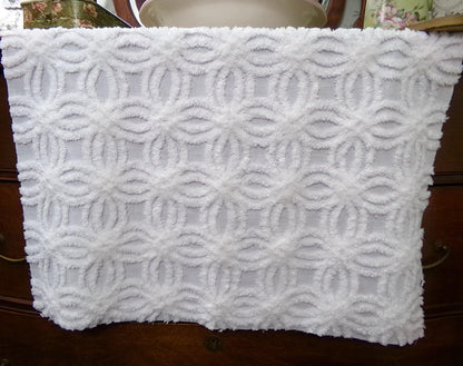Vintage Chenille Fabric Elegant Fluffy White Wedding Rings, 18" x 25"