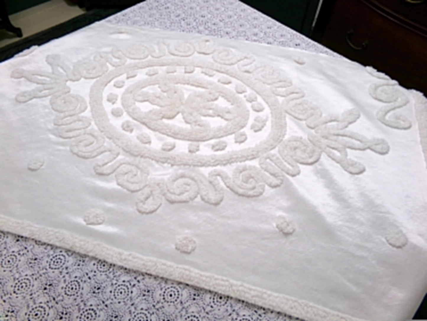 Romantic White Vintage Satin Chenille Bedspread Fabric, Shabby Large Medallion 38x20"