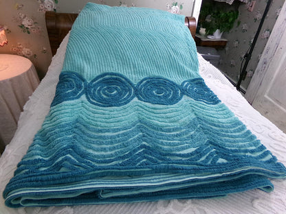 Vintage Chenille Bedspread Dramatic Swirling Waves, Full Size 100% Cotton Bedding