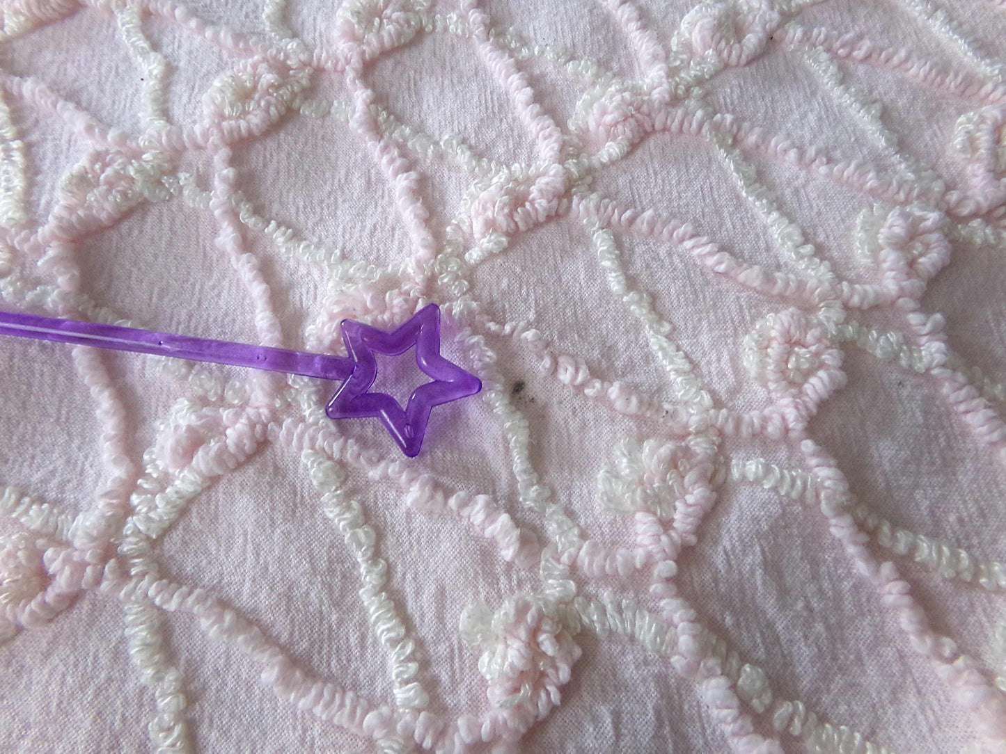 Webbed Eternity Knots Vintage Chenille Fabric Pastel Pink, Iridescent Vanilla Cream 18x25"