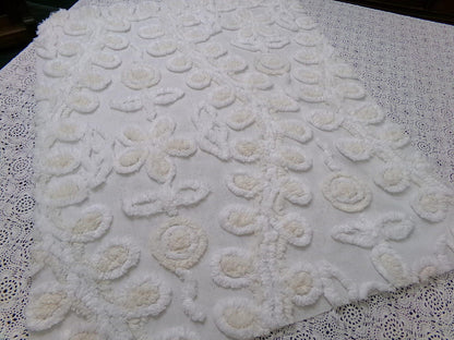 Vanilla Twist Vintage Chenille Fabric Piece 20x25" Floral Curlicue Craft Sewing Material