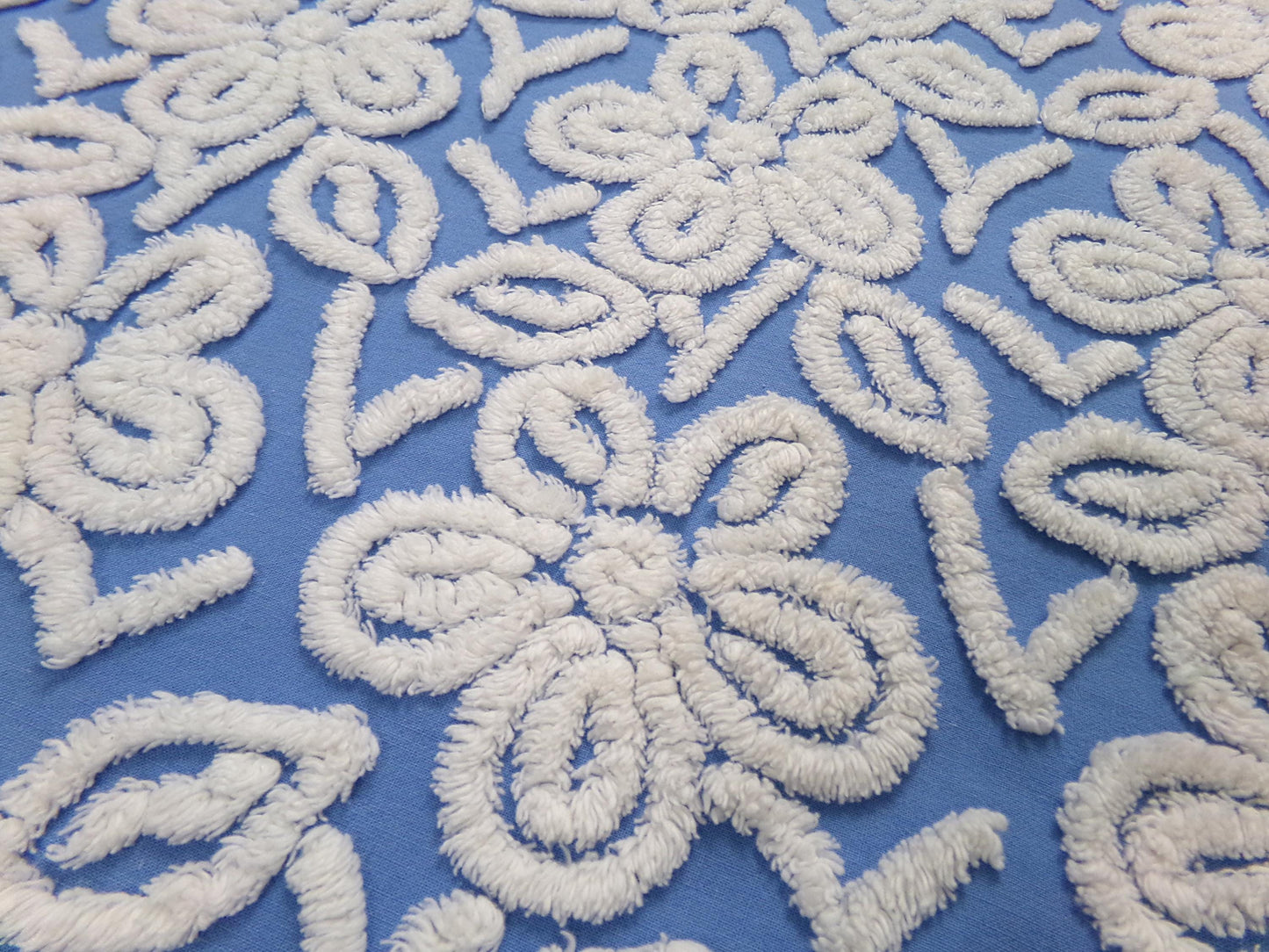 Daisy Dance Vintage Chenille Bedspread Fabric, Blue & White Floral Quilt Material 20" x 23" Piece