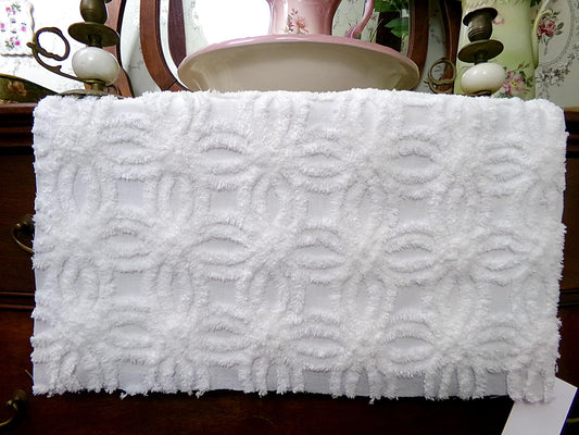 Vintage Chenille Fabric Fluffy White Wedding Rings, 18x25"