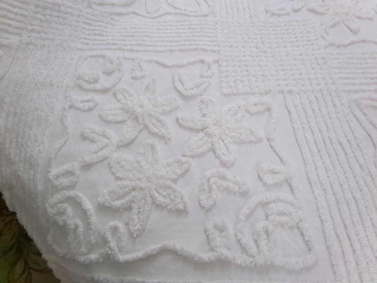 angelic lily white chenille bedspread, vintage simple cotton summer bedding, full size coverlet